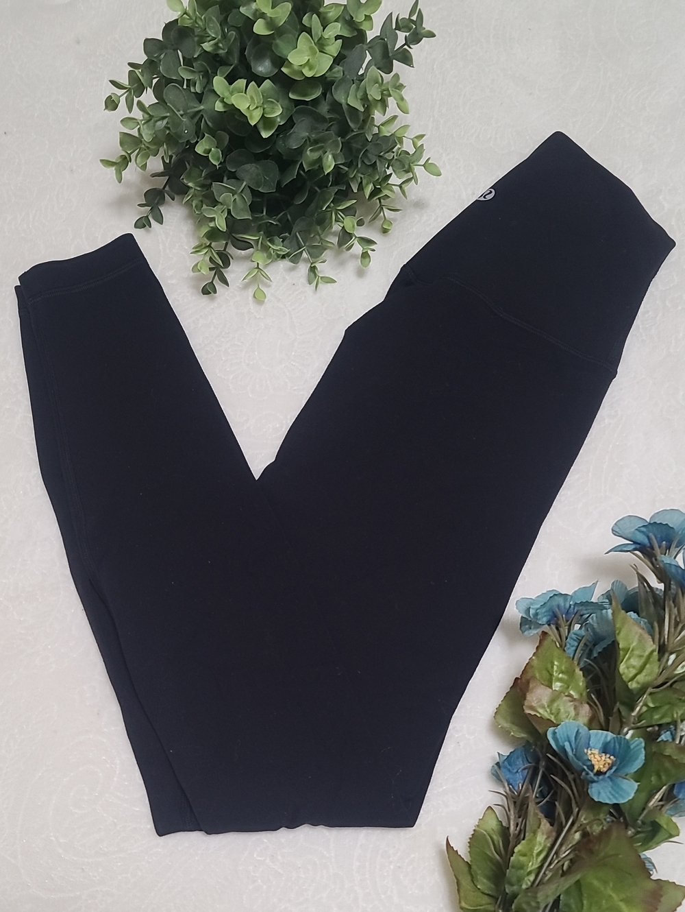 Lululemon Align Black Size 2 Leggings Tights